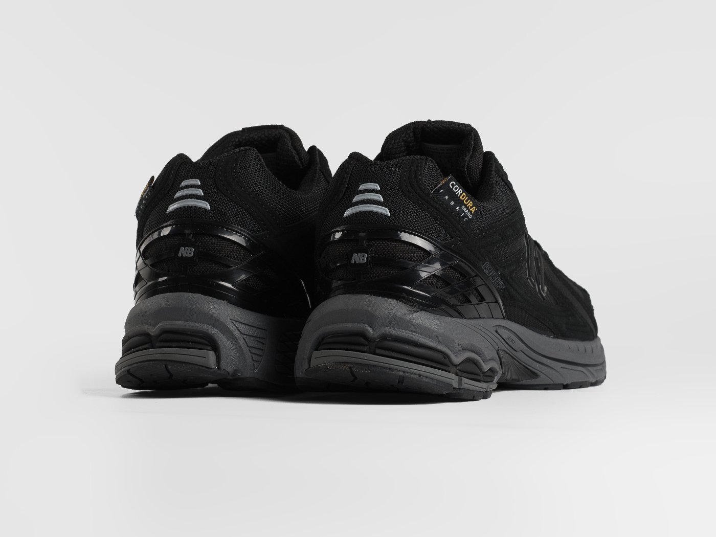 Зимние Кроссовки New Balance 1906D цвет Черный, фото 4
