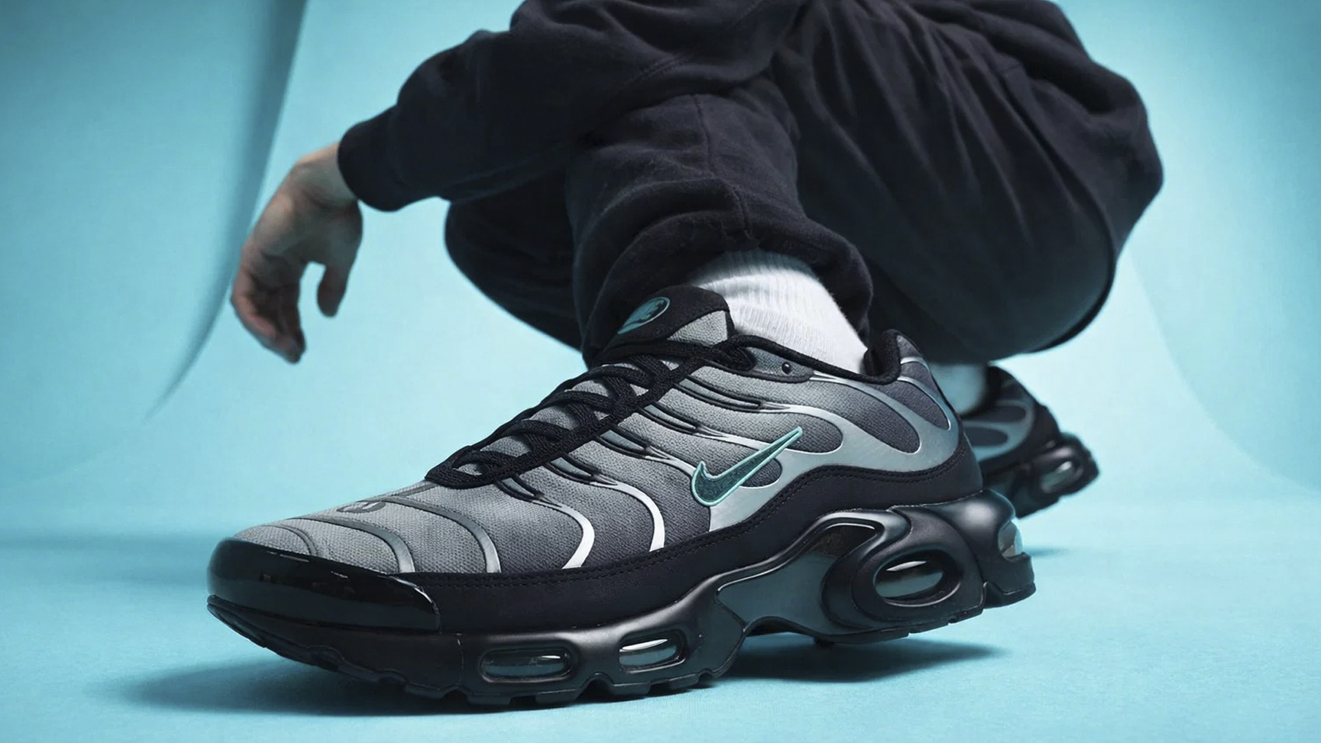 Яркие кроссовки Nike Air Max Plus Tn с подушкой в подошве