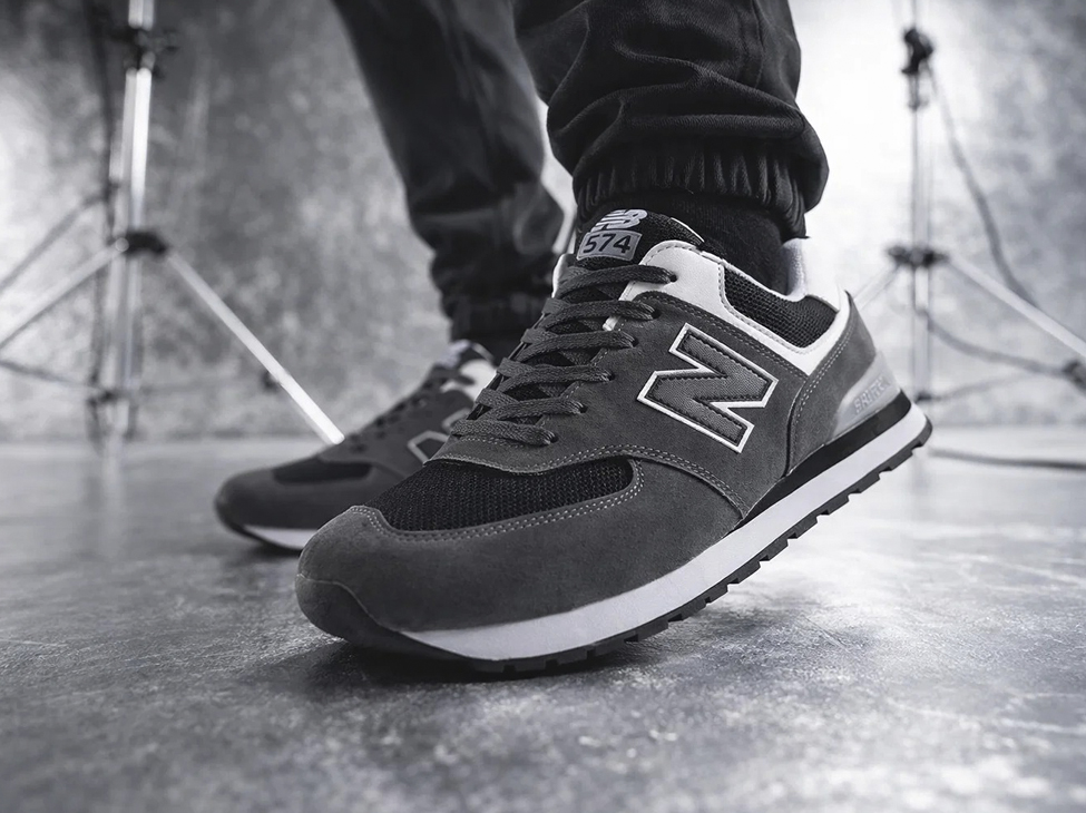 На 100% универсальные кроссовки New Balance 574