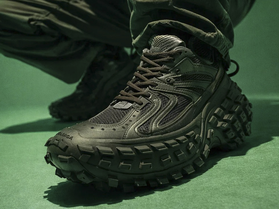 Нужны ли тебе кроссовки Balenciaga Defender: разбор 