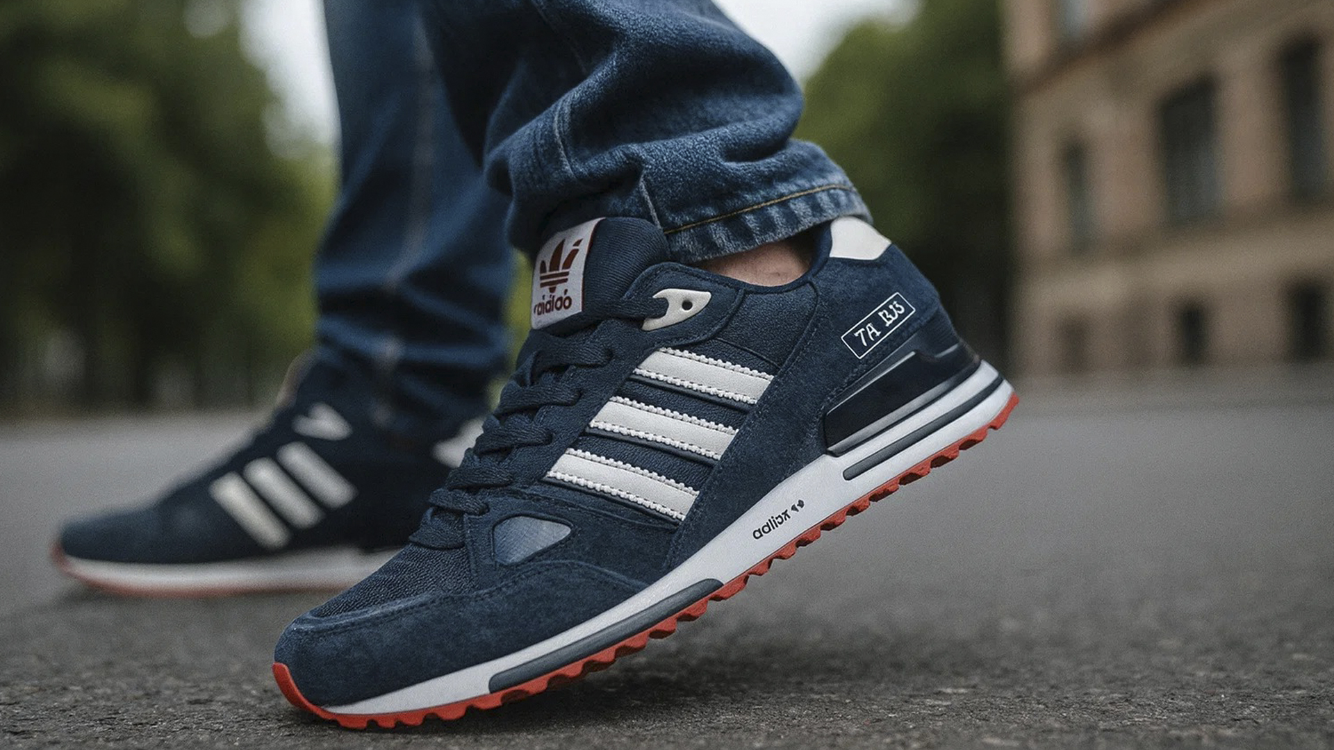 Сколько стоят кроссовки Adidas ZX 750 для мужчин 